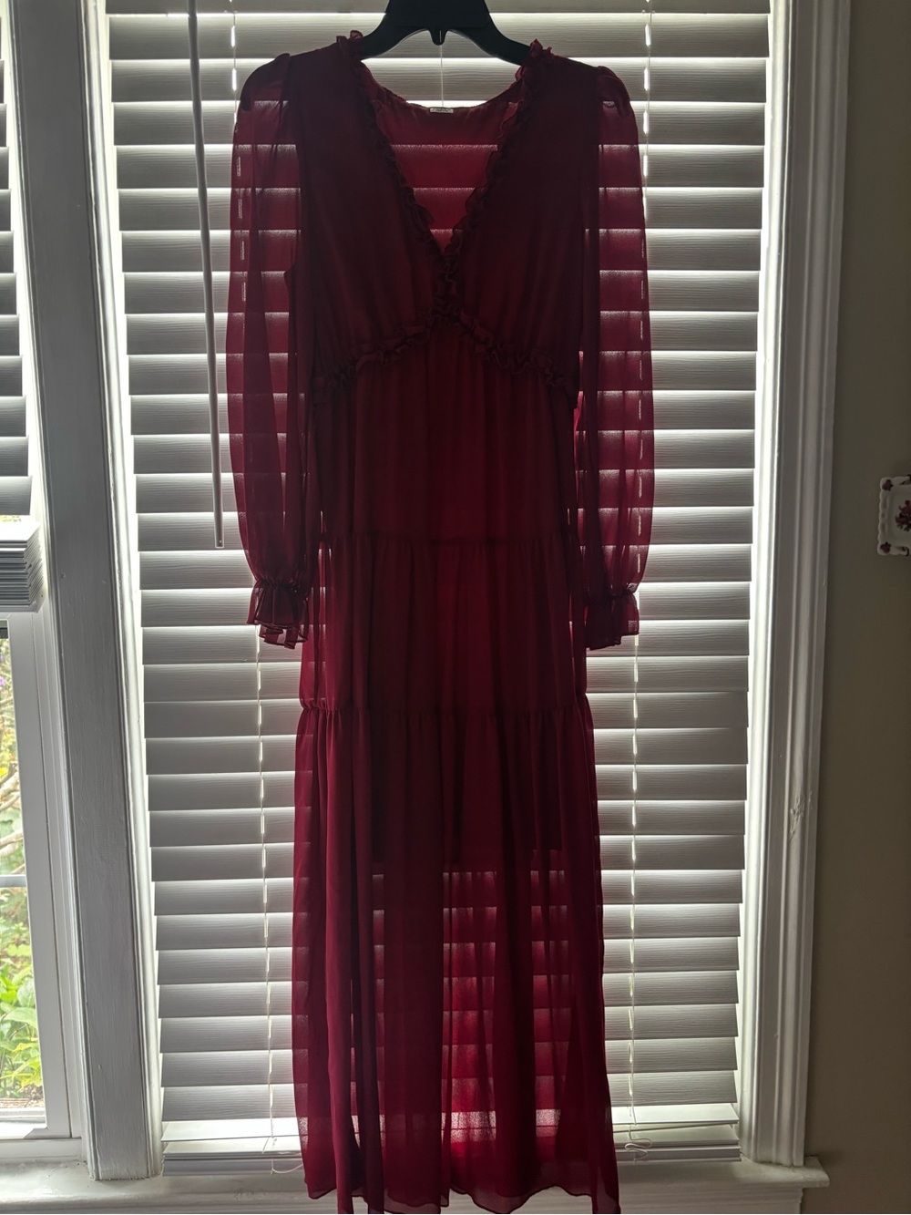 Women's Long Burgundy Tiered V-Neck Maxi Dress